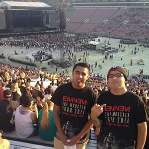 Meet your Posher, Cesar